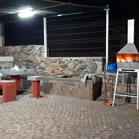 Pensione Casa Da Amizade B&B Pedra Badejo  Exterior foto