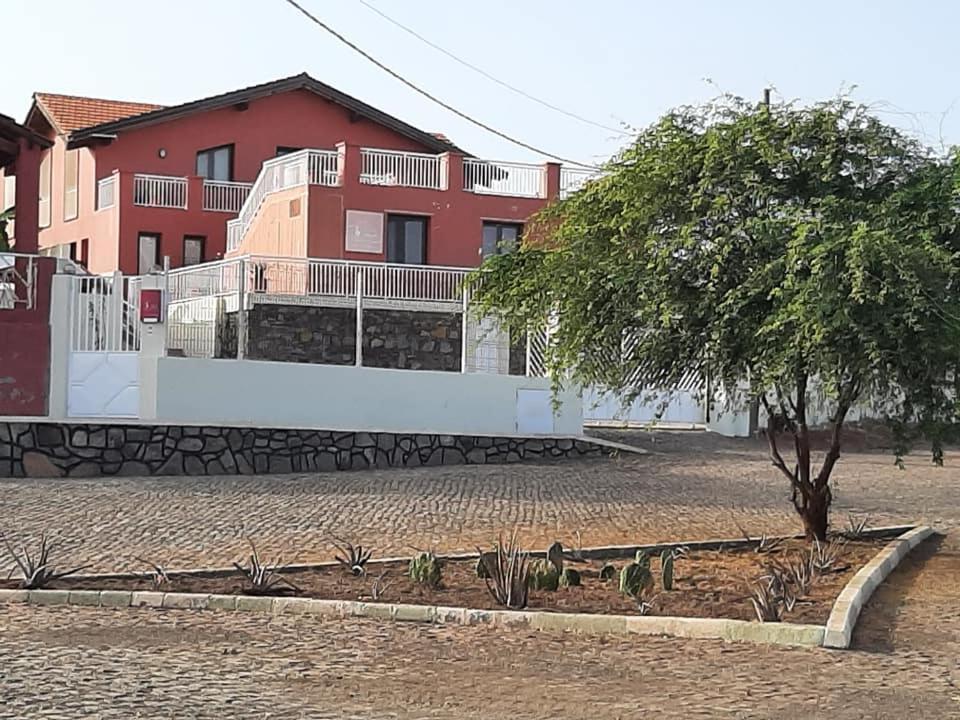 Pensione Casa Da Amizade B&B Pedra Badejo  Exterior foto